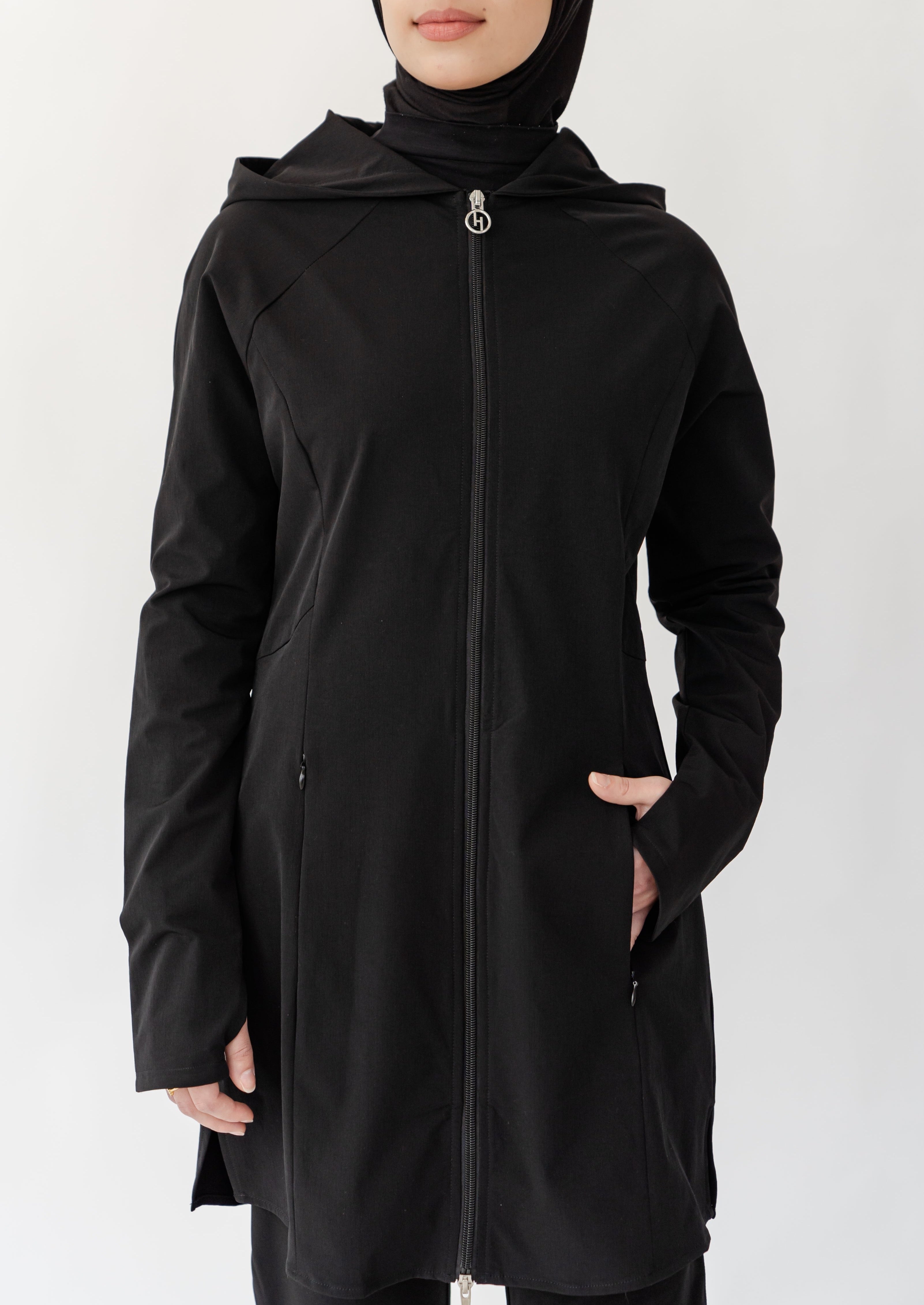 On The Run - Jacket - Black